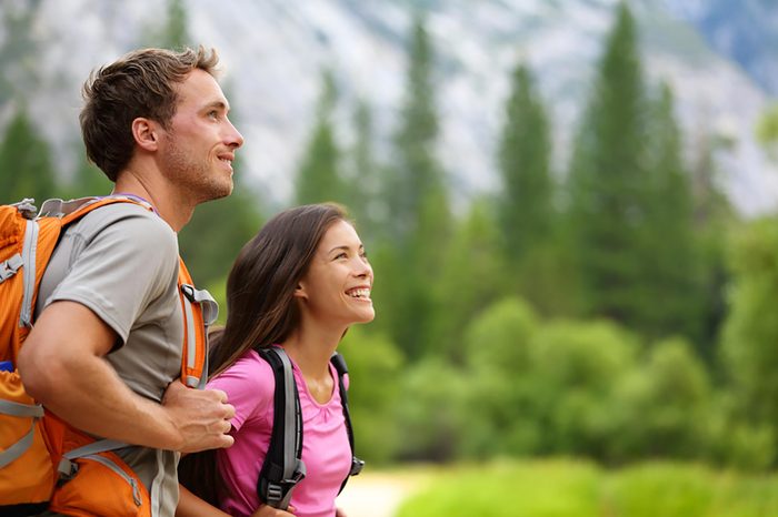 couple hiking 