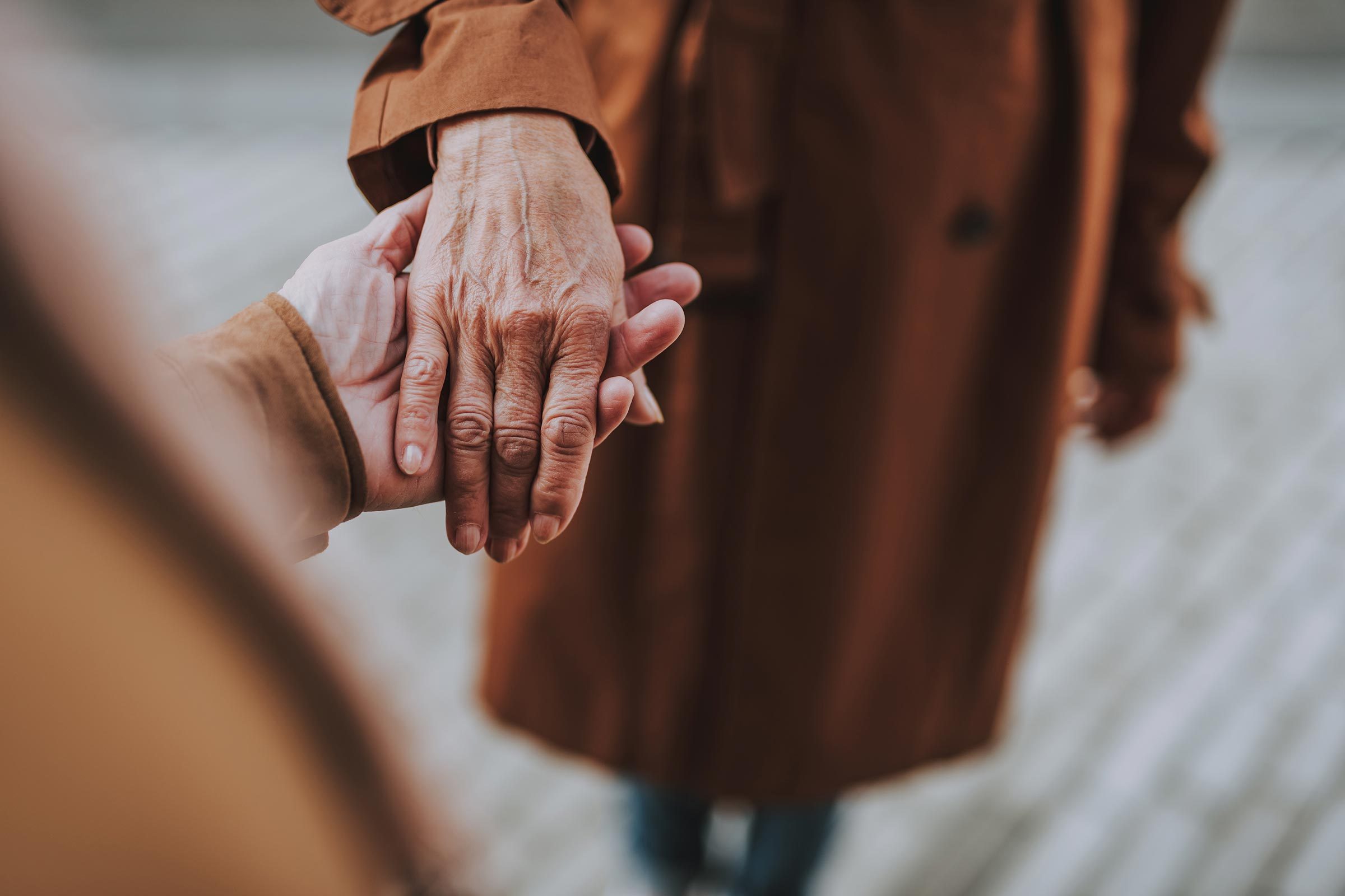 elderly woman hand