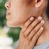 Hyperthyroidism vs. Hypothyroidism: What's the Difference?