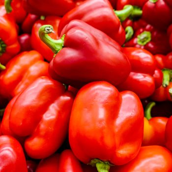 red bell peppersto help reduce the risk of Risk of Macular Degeneration